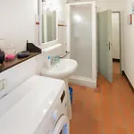 4 Bedroom Lovely In Apartamento *