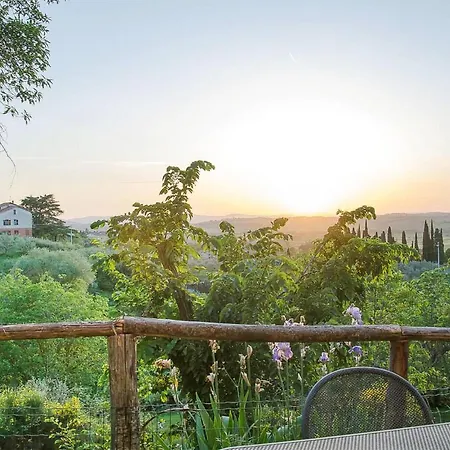 4 Bedroom Lovely In Apartment *