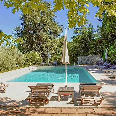 4 Bedroom Lovely In * Paciano