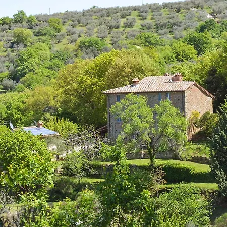 Apartment 4 Bedroom Lovely In Paciano