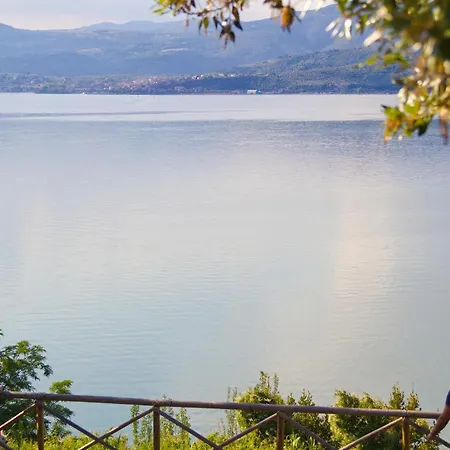 4 Bedroom Lovely In Paciano