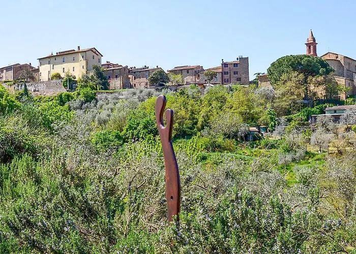 Apartamento 4 Bedroom Lovely In *