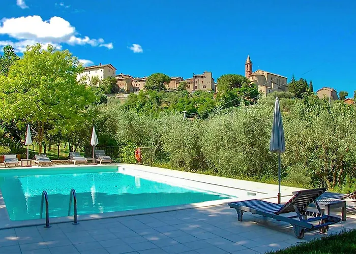 4 Bedroom Lovely In Apartamento Paciano